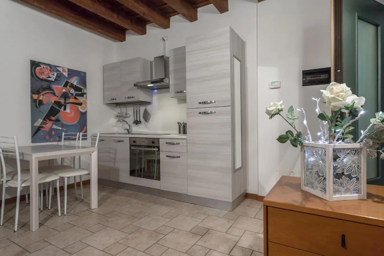 San Bernardino 8 - Immobili E Soluzioni Rent Lejlighed Bergamo Italien