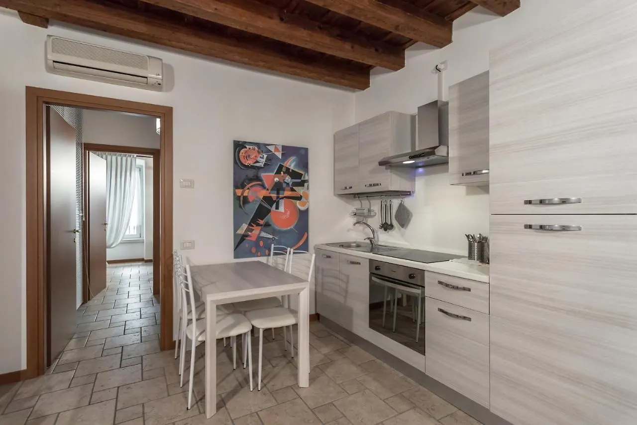 San Bernardino 8 - Immobili E Soluzioni Rent Lejlighed Bergamo